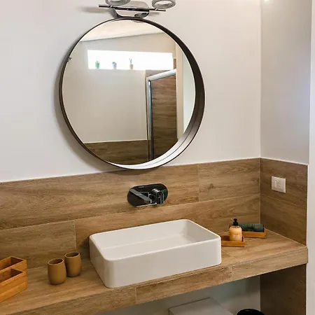Pied Dans L'eau Holiday home Brezzo