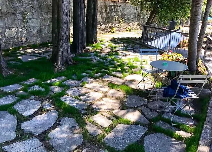 Pied Dans L'eau Casa de Férias Brezzo
