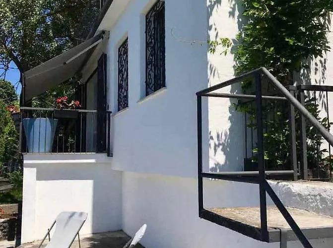 Pied Dans L'eau Casa de Férias Brezzo